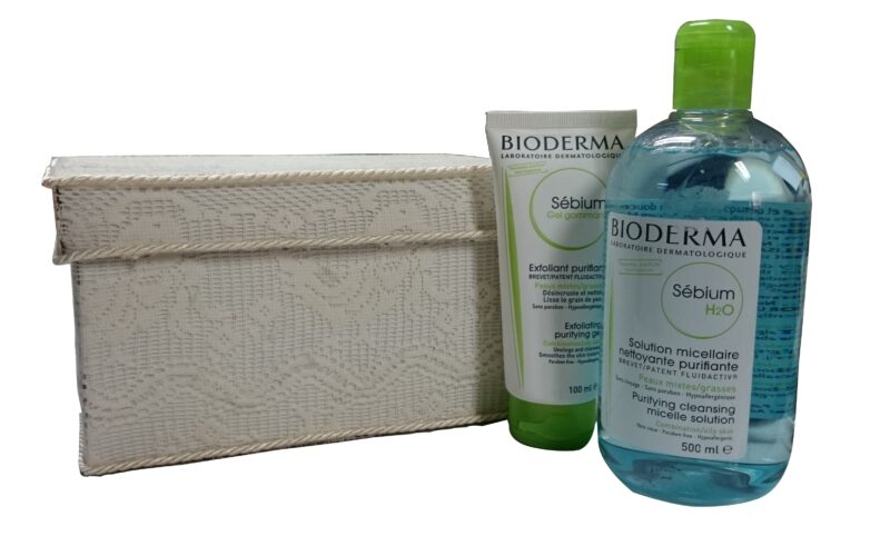 Bioderma Sebium Gel Exfoliant Pentru Piele Grasa 100ml + Bioderma Sebium H2O 500ml + Cutie CADOU-0